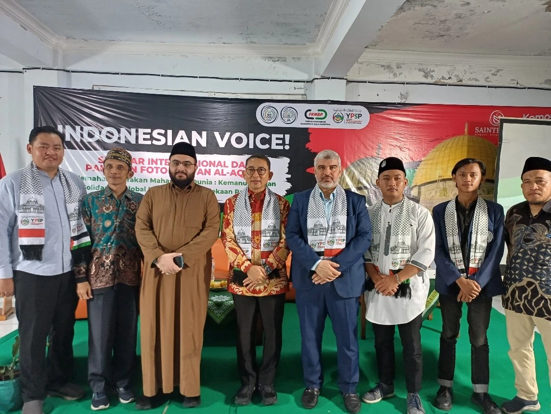 Pembukaan Seminar Internasional & Pameran Foto Di SaintekMu: Taufan Al-Aqsha Dalam Sorotan