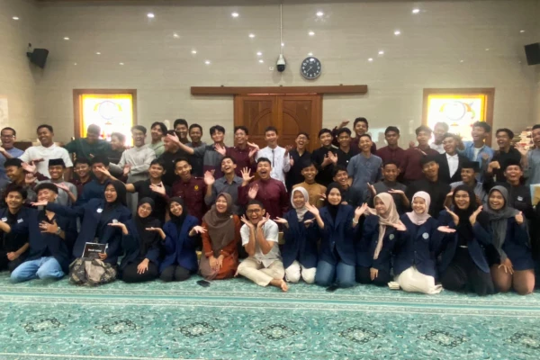 Seminar CONNECT: Bekali 55 Santri Pesantren Baitul Qur’an Depok dengan Semangat Wirausaha Berlandaskan Akhlak dan Teknologi